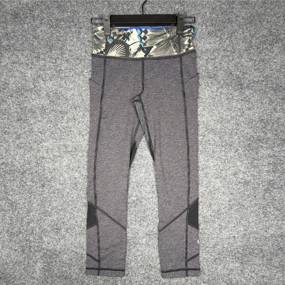 Lululemon Grey Space Dye Crop Leggings Floral Waistband Mesh Pockets Size 2